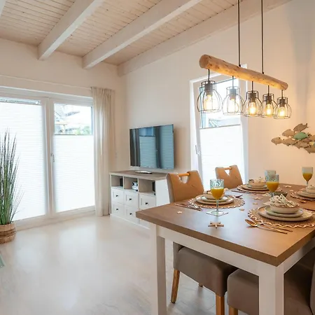 Marschengruen Holiday home Busum