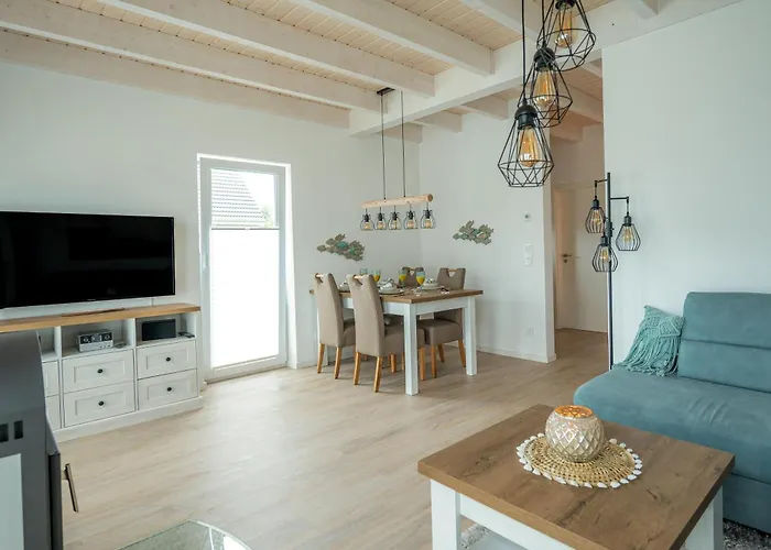 度假居 Marschengruen